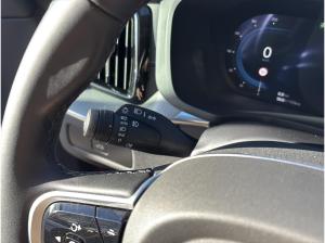 Volvo XC60 B5 (Benzin) Ultra Dark AWD Automatik Navi LED