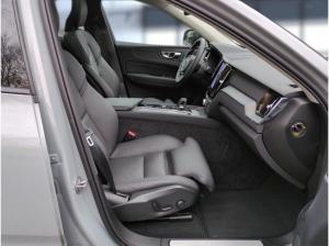 Volvo XC60 B5 (Benzin) Plus Dark AWD Automatik Bluetooth