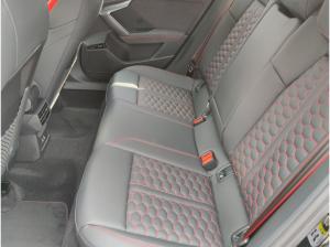 Audi RS3 Sportback quattro Sonos; Matrix; 285 kmH