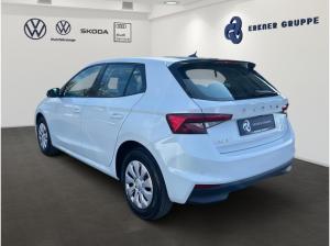 Skoda Fabia 1.0 TSI DSG Selection +ACC+LKH+NAVI+SHZ+RFK+PDC+LED+
