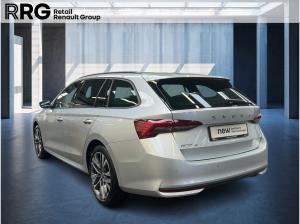 Skoda Octavia COMBI 2.0 TDI SELEKTION DSG AHK PANORAMA