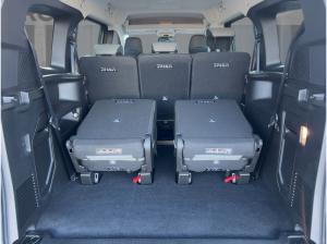 Renault Grand Kangoo 1.3 TCe 130 Techno 7. Sitzplätze