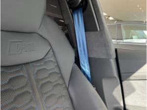 Audi RS Q8 SUV performance tiptronic