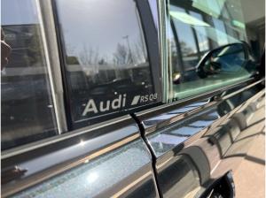 Audi RS Q8 SUV performance tiptronic