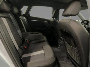 Audi A3 Sportback Advanced 30 TFSI S tr. LED RFK NAVI VIRTUAL