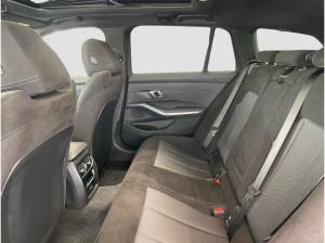 BMW 320 i Touring M Sport