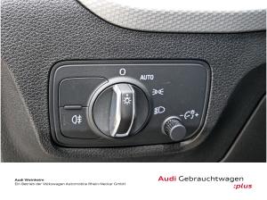 Audi Q2 30 TFSI S-Line Ambiente SHZ PDC uvm