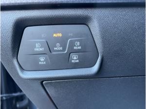 Seat Leon 1.5 TSI Road Edition LED Kamera Navi