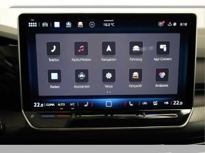 Volkswagen Golf R-Line | 1.5 eTSI 150 PS DSG | AHK | WKR | Black Style | Anschlussgarantie |