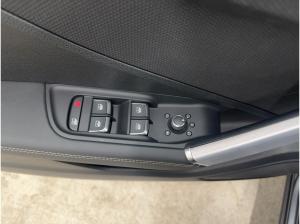 Audi Q2 35 TDI S tronic 2xS LINE/MATRIX/SONOS/AHK/NAV