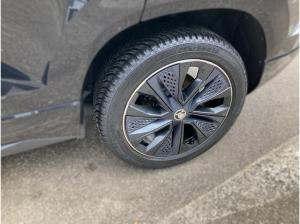 Skoda Karoq Sportline 1.5TSI MATRIX.DSG.NAV.PANO.AHK.AMBIENTE.TravelA.KAM.WINTER.SMARTLINK.DAB