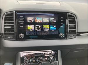 Skoda Karoq Sportline 1.5TSI MATRIX.DSG.NAV.PANO.AHK.AMBIENTE.TravelA.KAM.WINTER.SMARTLINK.DAB