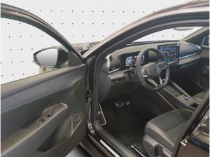 Volkswagen T-Roc T-ROC R-Line / DSG / NAVI / SHZ usw.