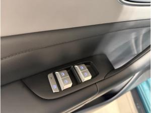 MG MG4 4 Luxury MCE LUX+Digitales Cockpit+360 Kamera+LED ACC Apple CarPlay Android+Auto Klimaautom