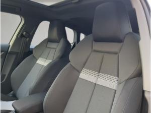 Audi A3 Sportback 30 TFSI advanced Pano Std.Heiz Kamera 18" LED Navi