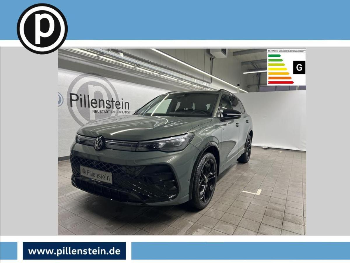 Volkswagen Tiguan TSI DSG R-LINE/BLACK AHK+HUD+AREA+360+MAT