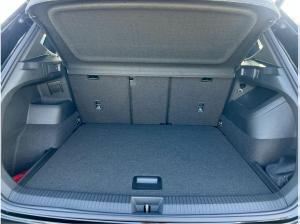 Volkswagen Tiguan R-Line 1.5 l eTSI OPF DSG CarPlay Hyb.