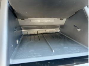 Volkswagen Tiguan R-Line 1.5 l eTSI OPF DSG CarPlay Hyb.