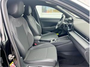 Volkswagen T-Roc R-Line 1.5 l eTSI OPF DSG CarPlay Matrix