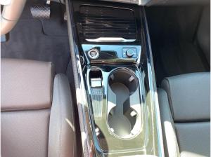 Audi Q3 Sportback TFSI S tr. S line LED 20 AHK