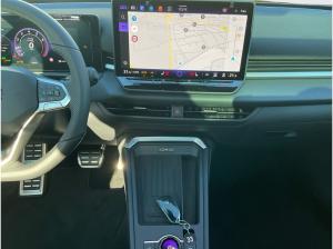 Volkswagen T-Roc R-Line 1.5 eTSI DSG AHK Navi Pano 360°