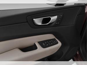 Volvo XC60 Plus Dark Recharge Plug-In Hybrid T6 AWD