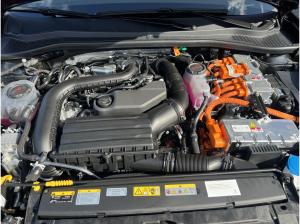 Cupra Leon Sportstourer VZ 1.5 e-HYBRID ACC/HD-Matrix/Navi/Pano/SH