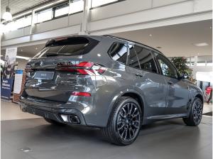 BMW X5 xDrive30d M Sport Pro HuD+Pano+AHK+Standhzg.+Aktivlenkung+Alarm+KZG+M-Sportabgasanlage+ACC