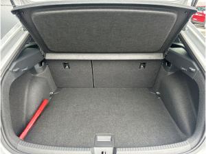 Volkswagen Taigo 1.5 TSI DSG R-LINE MATRIX AHK RFK ACC CarPlay