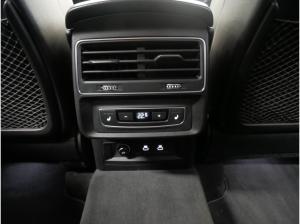 Audi Q8 55 TFSI e quattro S line MATRIX HEAD-UP