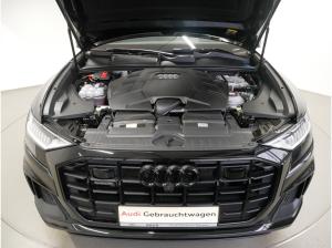 Audi Q8 55 TFSI e quattro S line MATRIX HEAD-UP