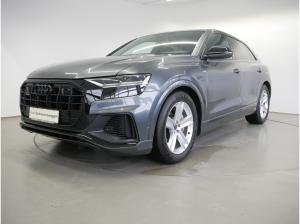 Audi Q8 55 TFSI e quattro tiptr. S line LED AHK virt. Cock.