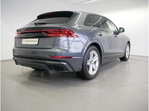 Audi Q8 55 TFSI e quattro tiptr. S line LED AHK virt. Cock.