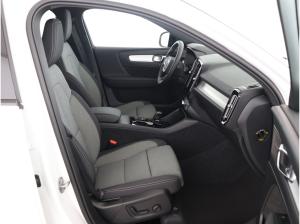 Volvo XC40 B3/Plus/ Black Edition/ Crystal White/ SOFORT!