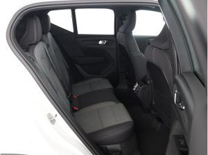 Volvo XC40 B3/Plus/ Black Edition/ Crystal White/ SOFORT!
