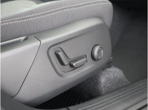 Volvo XC40 B3/Plus/ Black Edition/ Crystal White/ SOFORT!