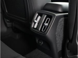 Volvo XC40 B3/Plus/ Black Edition/ Crystal White/ SOFORT!