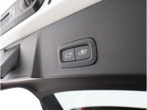 Volvo XC40 B3/Plus/ Black Edition/ Crystal White/ SOFORT!