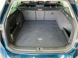 Volkswagen Passat Variant ELEGANCE 2.0TSI DSG NP.67t.ACC.5J.AHK.STHZG.AREAVIEW.NAVI+VC.HUD.LED