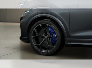 Audi RS Q8 SUV performance | Pano,AHK,Head-Up,Vmax305