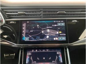 Audi Q8 50 TDI quattro S line competition plus CARBON+MATRIX+AHK+RWO