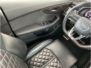 Audi Q8 50 TDI quattro S line competition plus CARBON+MATRIX+AHK+RWO