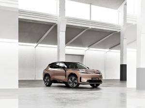 LYNK & Co 08 MORE / 200KM Elektrisch / Gewerbe / Alle Farben!