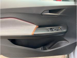 Cupra Born CCS NAVI PDC KLIMA