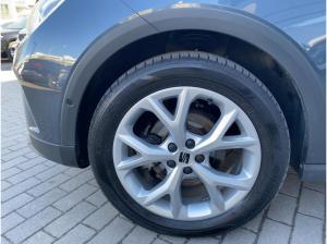 Seat Arona 1.5 TSI DSG FR Navi LED SHZ ACC