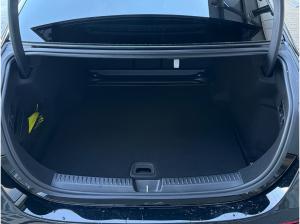 Mercedes-Benz E 200 d Avantgarde Digital Light Panorama Memory