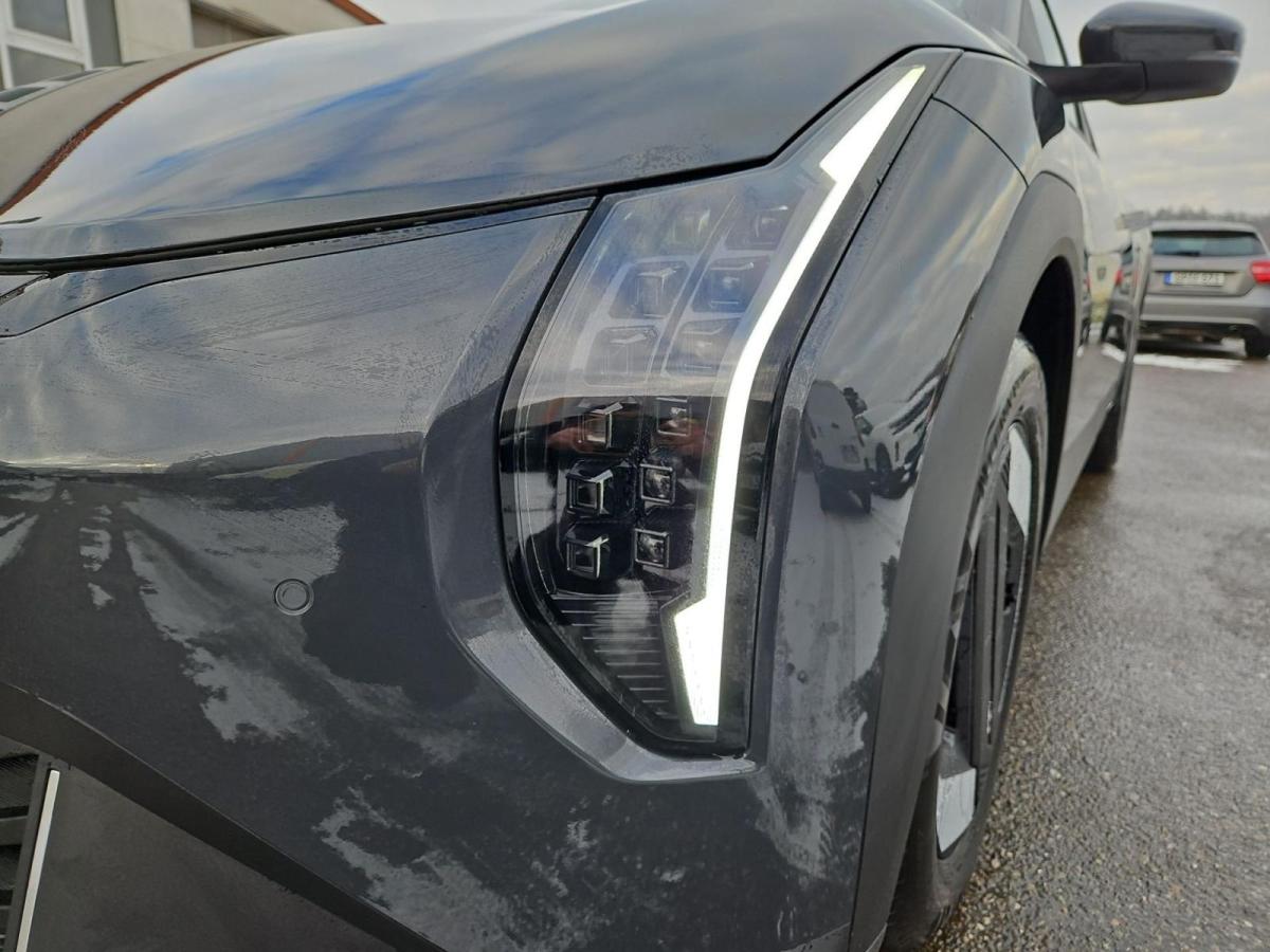 Kia EV4