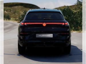 Volkswagen T-Roc R-Line 1.5 eTSI 150 PS DSG BLACK STYLE*MATRIX*AHK*STANDHZG*KEYLESS*HEAD UP*49.170€*