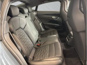 Audi e-tron GT quattro 350