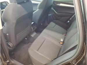Skoda Karoq Selection 1.5 TSI 110kW DSG -  Kamera Navi LM MFL LED Smart Link Einparkhilfe